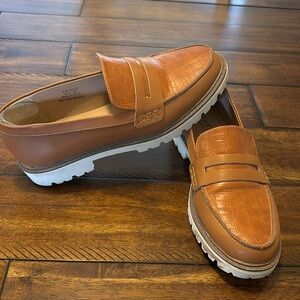 Journee Collection Tan Loafers